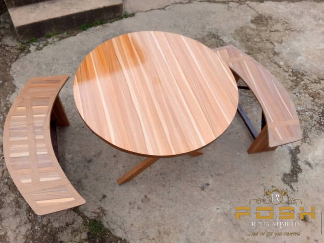 Round Farm Table for rent